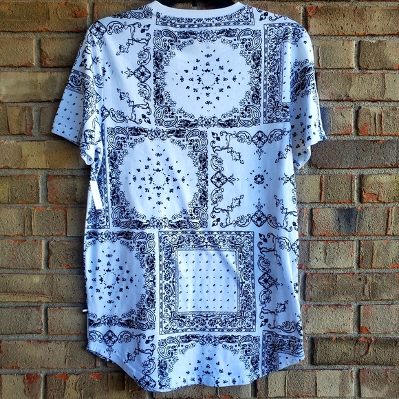 NWT MEN'S Small Black and White design Paisley Boho y2k - Picture 7 of 7